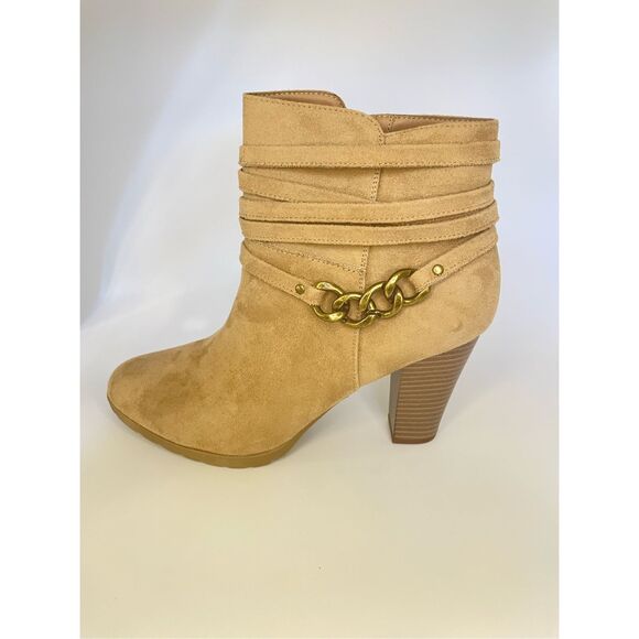 White Mountain Womens Sammuel Pull On Faux Suede Booties,  color: Sand, Size: 11 - Picture 1 of 8